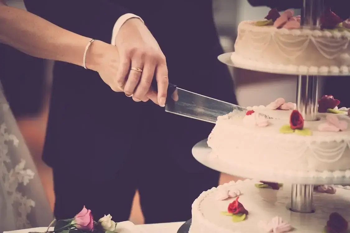 Corte Do Bolo De Casamento