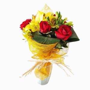 Bouquet De Rosas Coroa Imperial E Astromelias