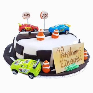 Bolo Com Carros Para Menino