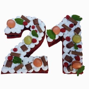 Bolo De 21 Anos Com Macarons