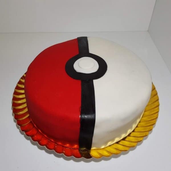 Bolo De Pokébola Vista Lateral
