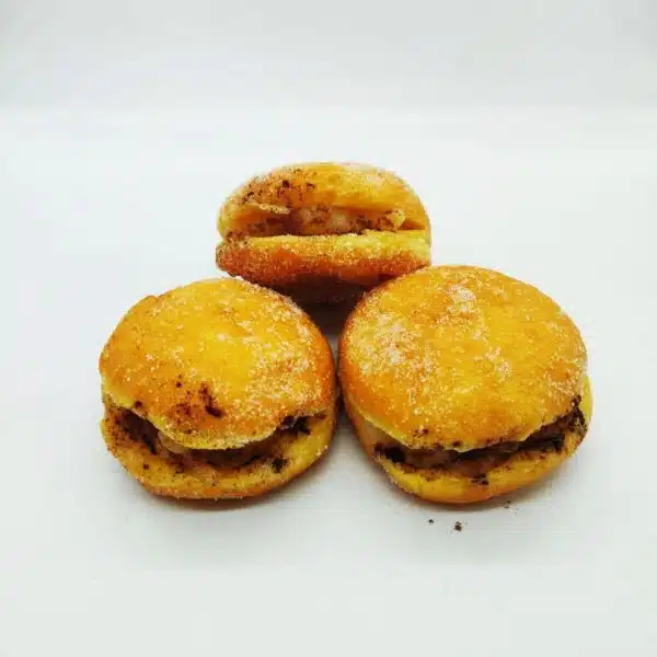 Bolas De Berlim De Maçã E Canela