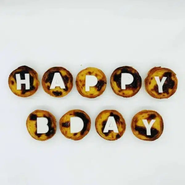 Mensagem De Aniversário Happy Bday Em Pastéis De Nata
