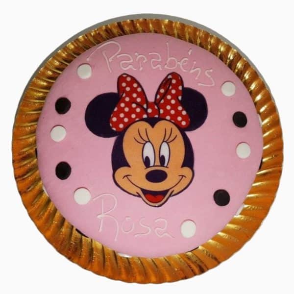 Bolo Rosa Com Cara Da Minnie E Bolinhas Pretas E Brancas Vista De Cima